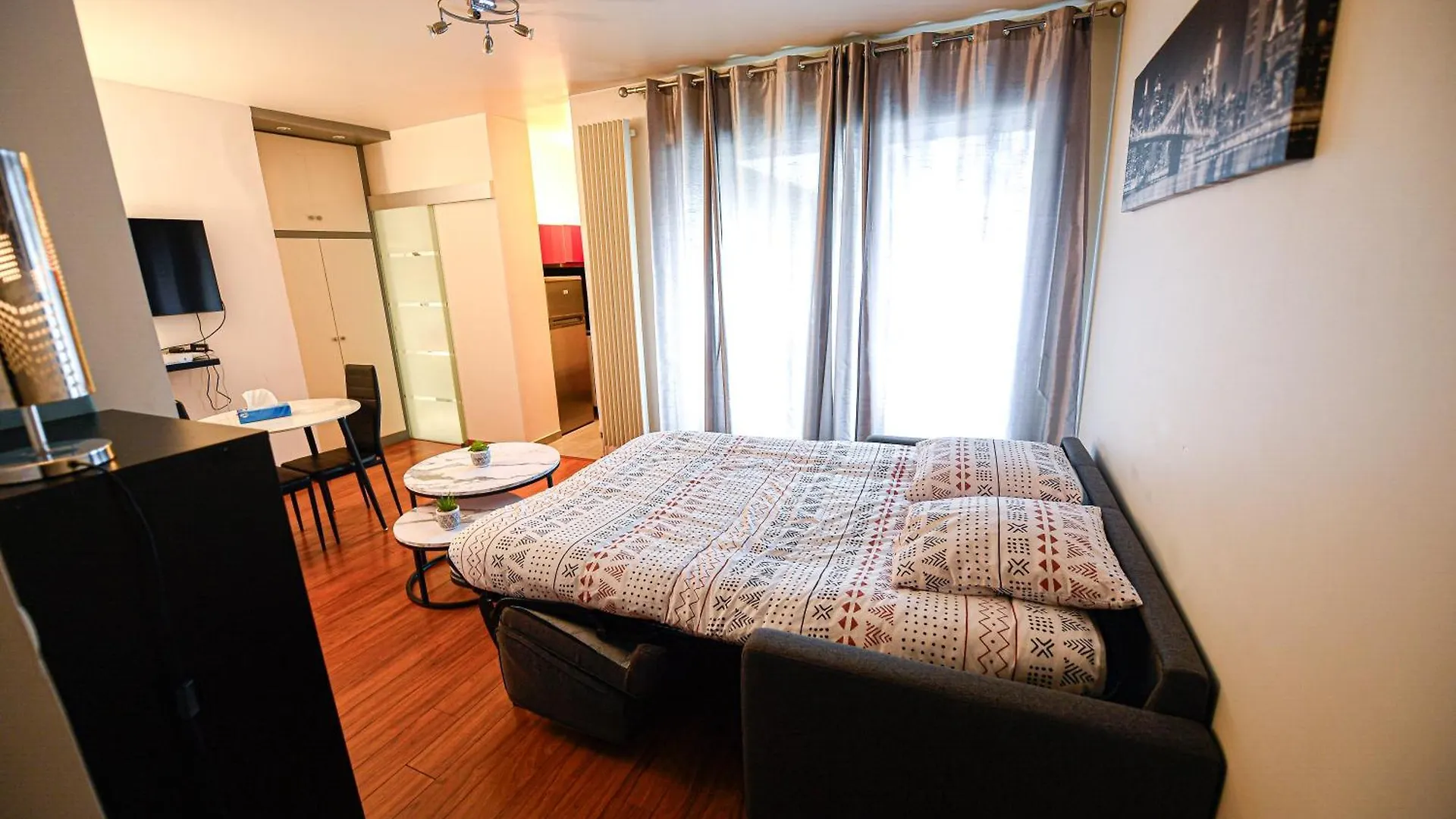 Studio De Luxe Les Champs Elysees パリ 0*,  フランス